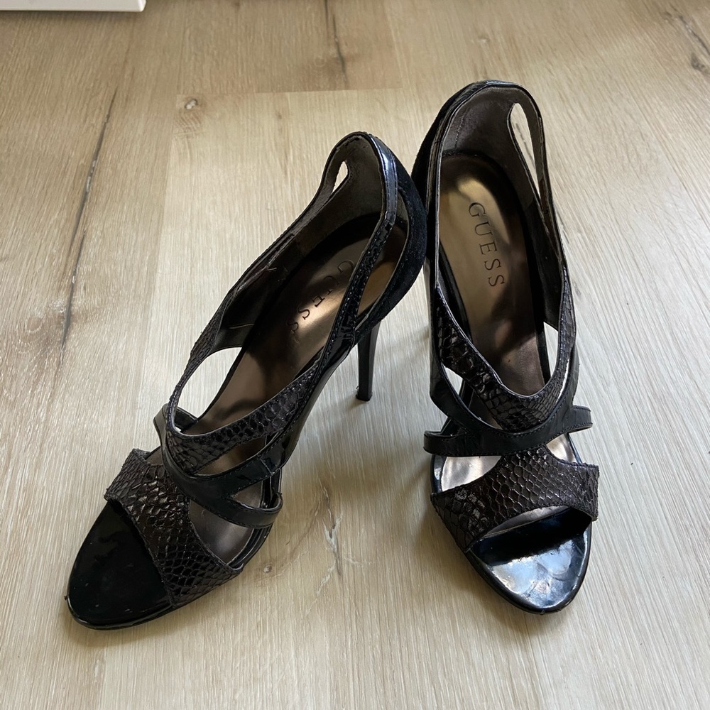 Guess black stilettos size 6.5